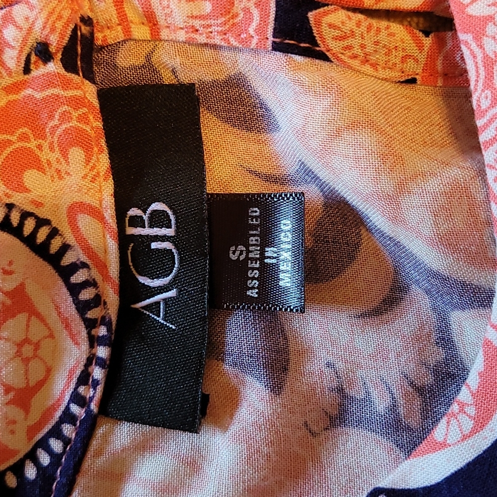AGB sleeveless top - Picture 4 of 4